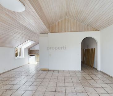 2.5 Zimmer, 80 m², 1. Stock - Photo 2