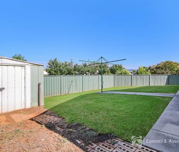 24 Rosemont Court, Wodonga - Photo 4