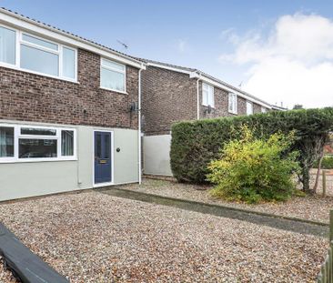 3 bedroom semi-detached house to rent - Photo 6