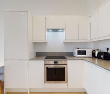 1 bedroom flat to rent - Photo 5