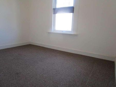 Woodgrange Drive, Southend On Sea, SS1 - Photo 4