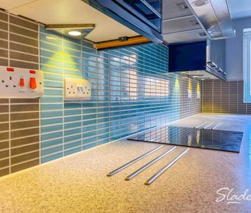 2 bedroom apartment to rent - Photo 6