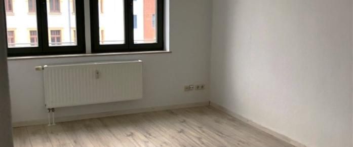 Kaßberg ~ 3 Raum Wohnung ~ Tageslichtbad ~ Balkon - Foto 1