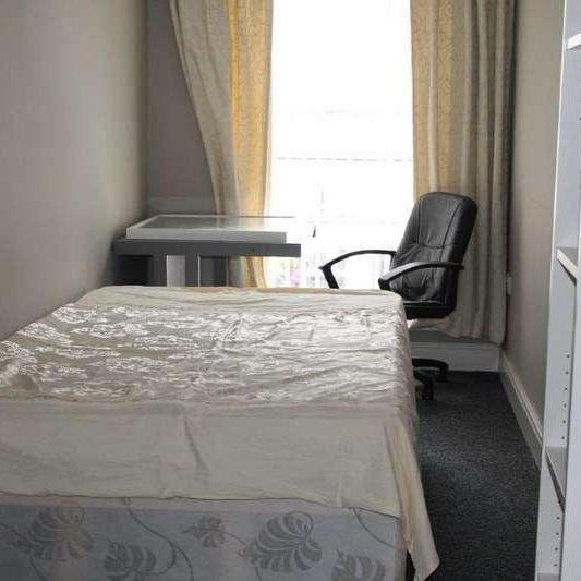 St Andrews Court, Durham, DH1 - Photo 1