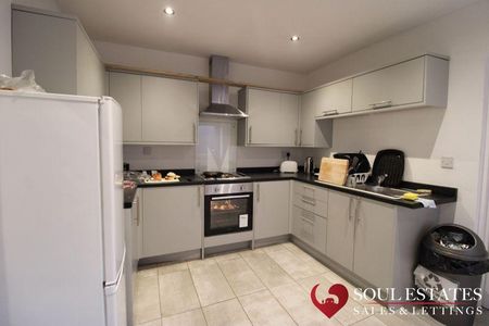 Auckland Road Smethwick B67 7AU - Photo 3