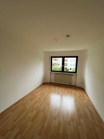 Großzügige 3-Zimmer-Wohnung mit Süd-West-Balkon - Foto 4