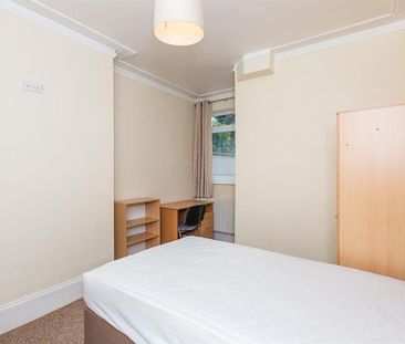 1 bedroom private hall to rent - Photo 2