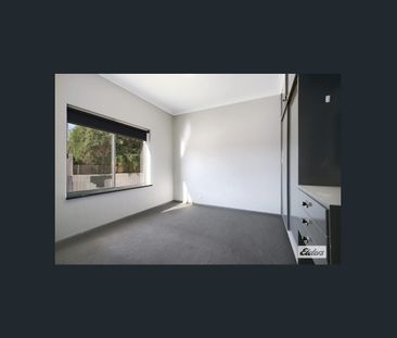 One Bedroom Unit - Photo 3