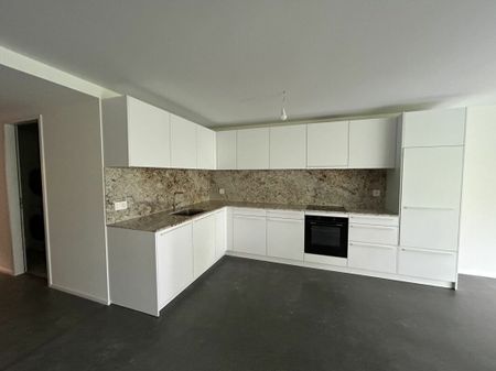 2 pcs on the 1st floor - Photo 2