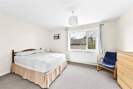 3 bedroom apartment to rent - Photo 3