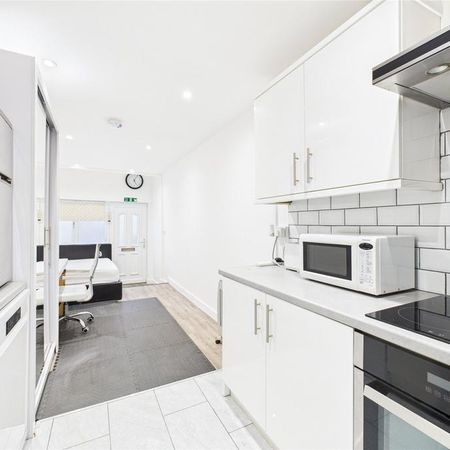 Studio to rent - Photo 4