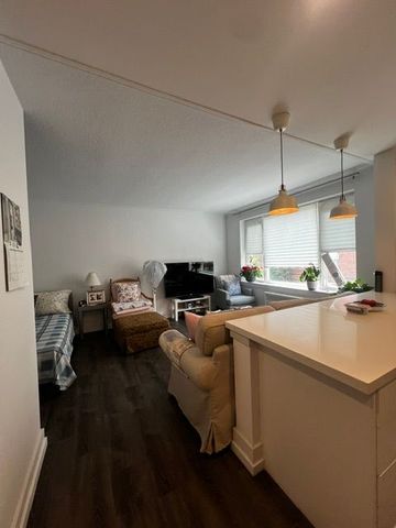 For Lease - 18 Anglesey Boulevard Unit# 204, Toronto, Ontario - Photo 4