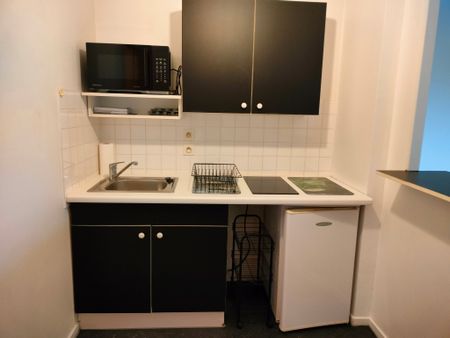 Location Appartement 1 pièce 29m² NANTES 44000 - Photo 3