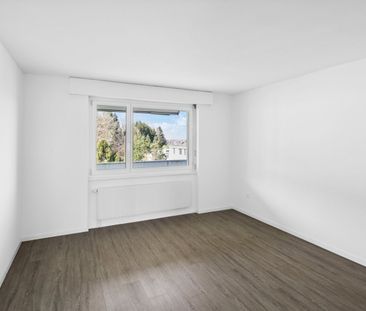 "Wohnen in ruhigem Quartier mit Weitsicht!" - Photo 6