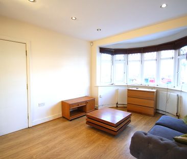 Minehead Road, Harrow - Photo 2