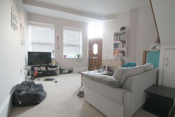 2 bedroom house to rent - Photo 1