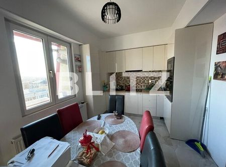 Apartament de 3 camere, 90 mp, centrala termica, zona Calea Severinului - Fotografie 3