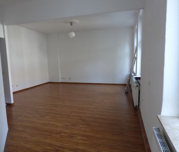 Kleine Single-Wohnung im san. Altbau ***Laminat***Dusche***offene Küche*** - Photo 3