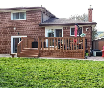 For Lease - 58 Marathon Crescent, Toronto, Ontario - Photo 4