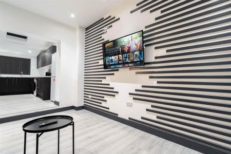 1 bedroom detached house to rent - Photo 4