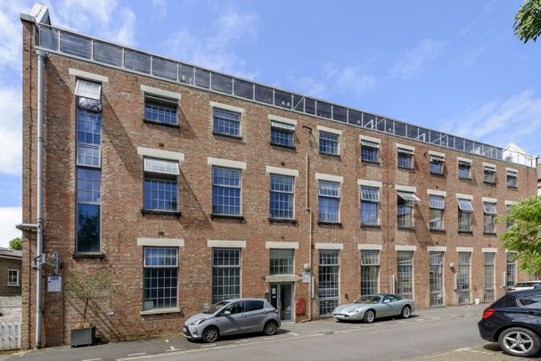 2 bed maisonette to rent - Photo 1