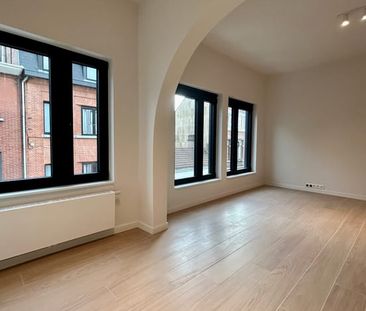 Appartement te huur - Foto 2