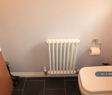 5 bedroom terraced house to rent - Photo 5