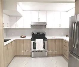 Detached Home For Lease | N9230924 - Photo 4