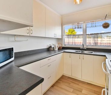 Tidy two bedroom home! - Photo 4