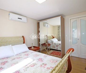 Casa com 3 quartos e 200m² para alugar em Moinhos de Vento, Canoas. - Foto 3