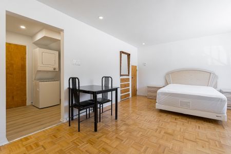 739 26e Avenue - Photo 3