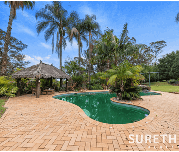 "Charming family sanctuary immersed in sun washed gardens" - Photo 3