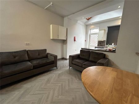 5 bedroom house to rent - Photo 2