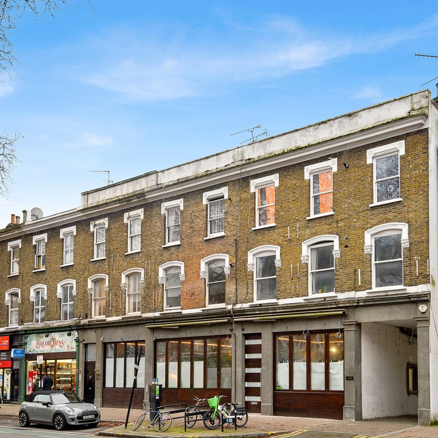 First Floor Flat - Photo 1