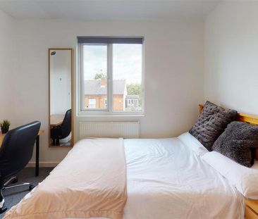 5 bedroom house to rent - Photo 2