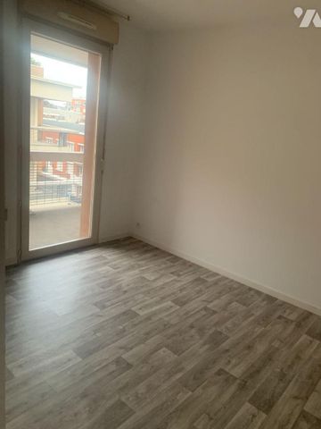 Résidence les Villas du Centre, appartement type IV avec garage et balcon: entrée, séjour, cui... - Photo 3