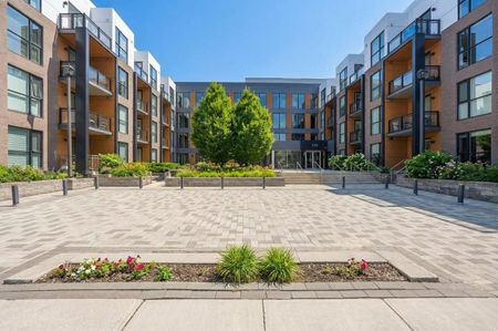 For Lease - 210 Sabina Drive Unit# 49, Oakville, Ontario - Photo 2