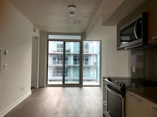 Riverside Square Lofts 15-45 , #911 - Photo 1