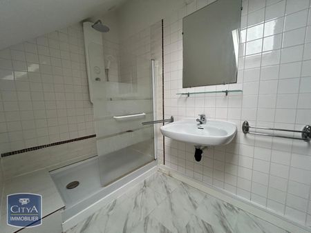 Location Appartement 3 pièces 67m² ST NAZAIRE 44600 - Photo 4