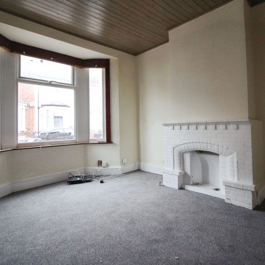 Curtis Street, Swindon, Swindon, SN1 - Photo 1