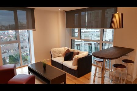 1 Bed Flat, Emily Street, E16 - Photo 3