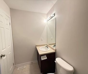 For Lease - 2374 North Ridge Trail, Oakville, Ontario - Photo 4