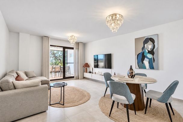 Duplex · Altos De Los Monteros - Foto 1