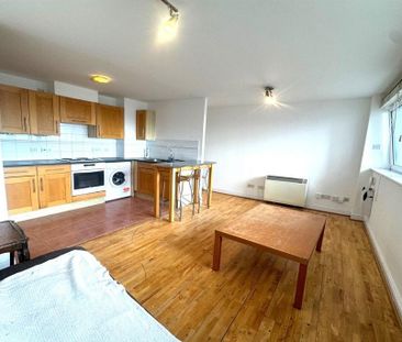 2 bedroom apartment to rent - Photo 2