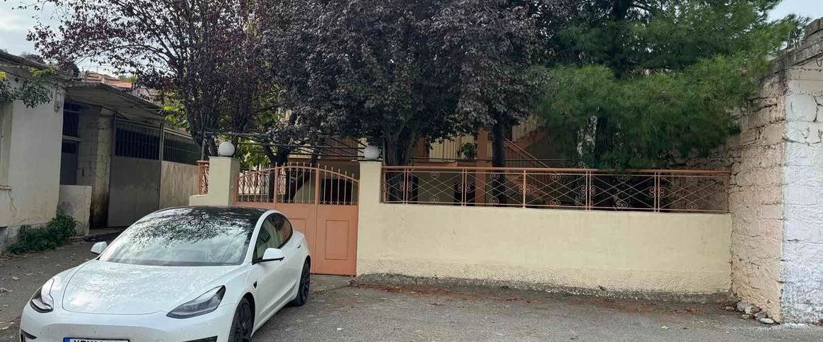 Διαμέρισμα για ενοικίαση - Κορύθιο, - Photo 1