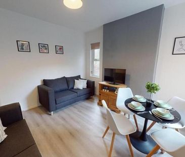 5 bedroom house to rent - Photo 1