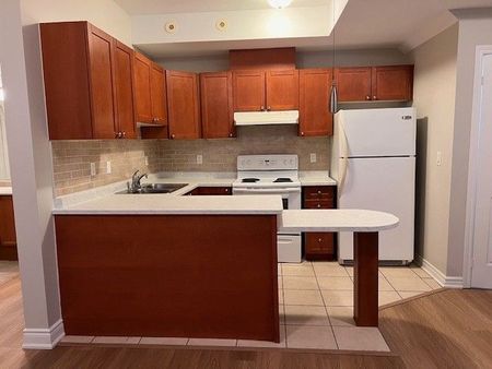 For Lease - 1947 Lawrence Avenue Unit# 3, Toronto, Ontario - Photo 4