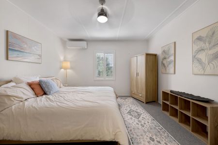 Resort-Style Living with Pool Pavilion & Separate Man Cave (Ac + Bathroom) - Photo 3