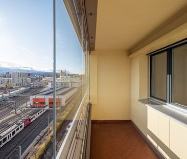 Spacieux 2.5 pièces au centre-ville de Fribourg - Photo 3