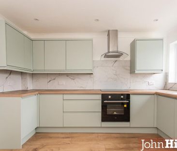 3 bedroom terraced house to rent - Photo 2